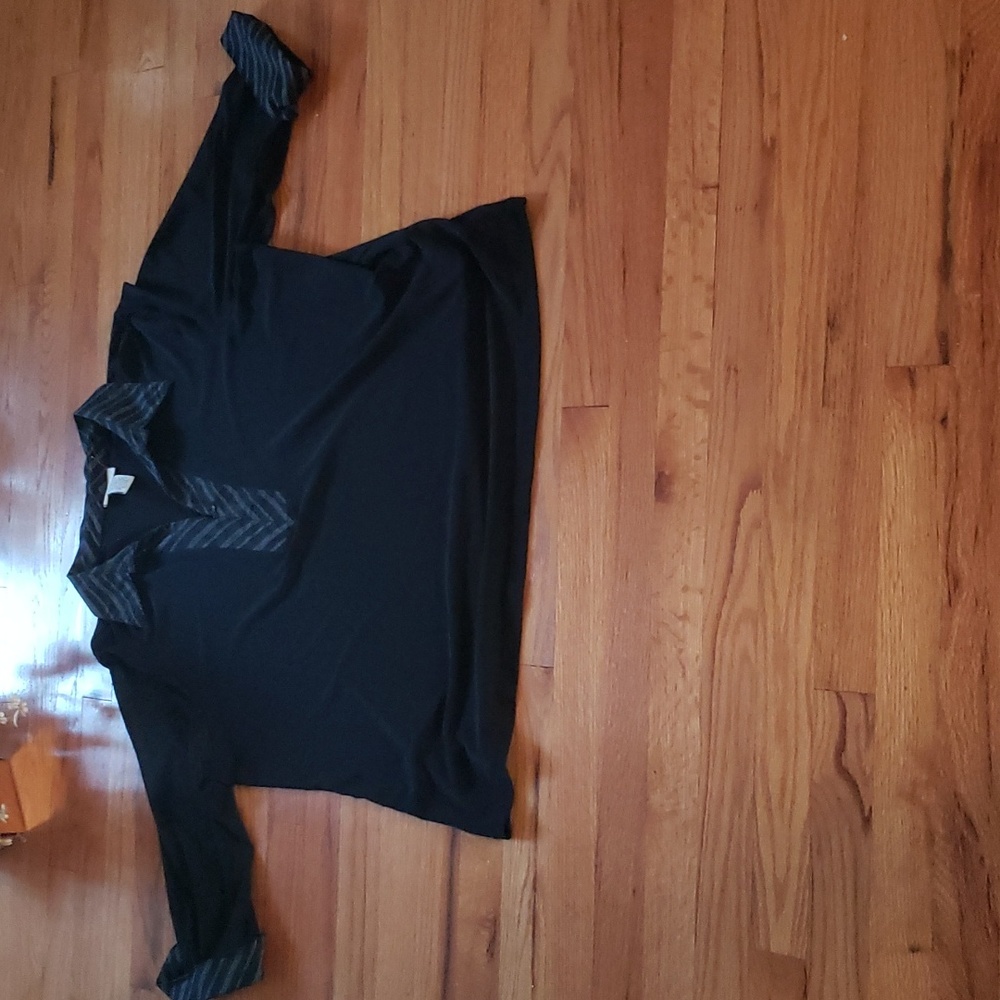 Avenue Stretch Black collared dress shirt 22/24 Women's Shirt  w/ zipper V-neck